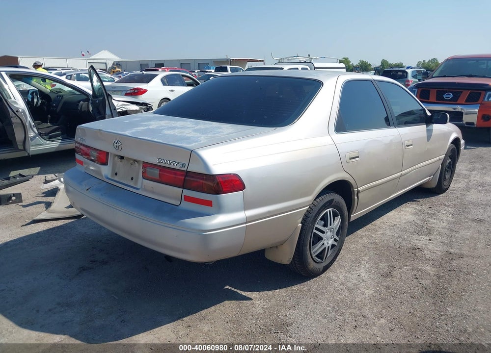 1999 TOYOTA CAMRY CE VIN: 4T1BG22K2XU416158