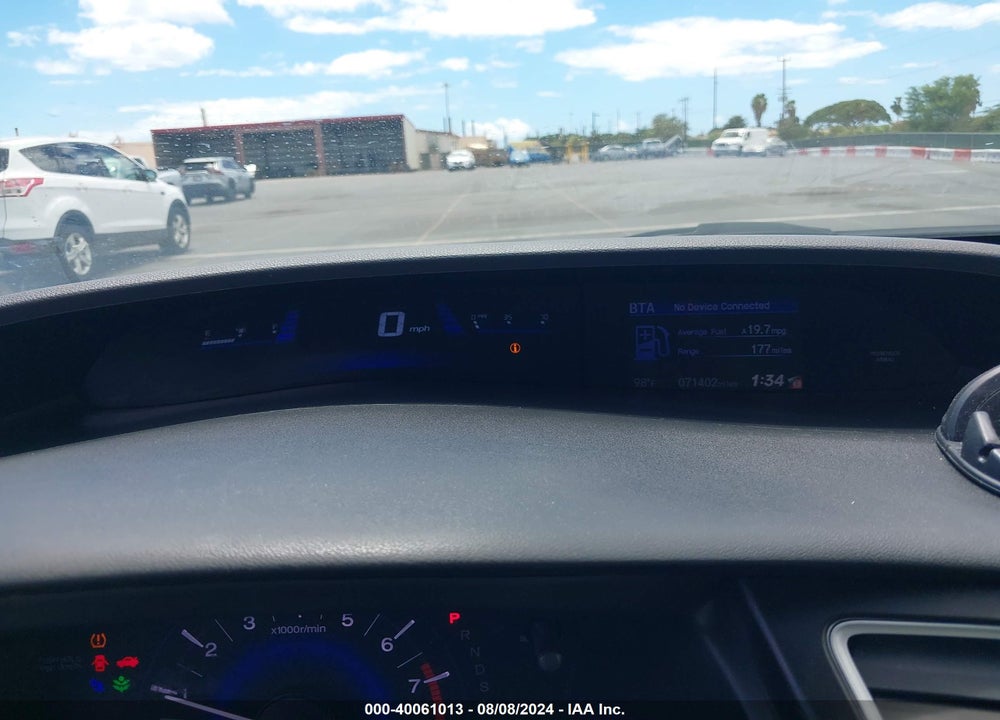 2015 HONDA CIVIC LX VIN: 2HGFB2F51FH557783
