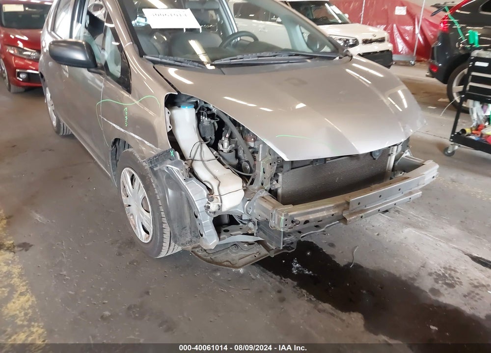 2009 HONDA FIT VIN: JHMGE88279S064878