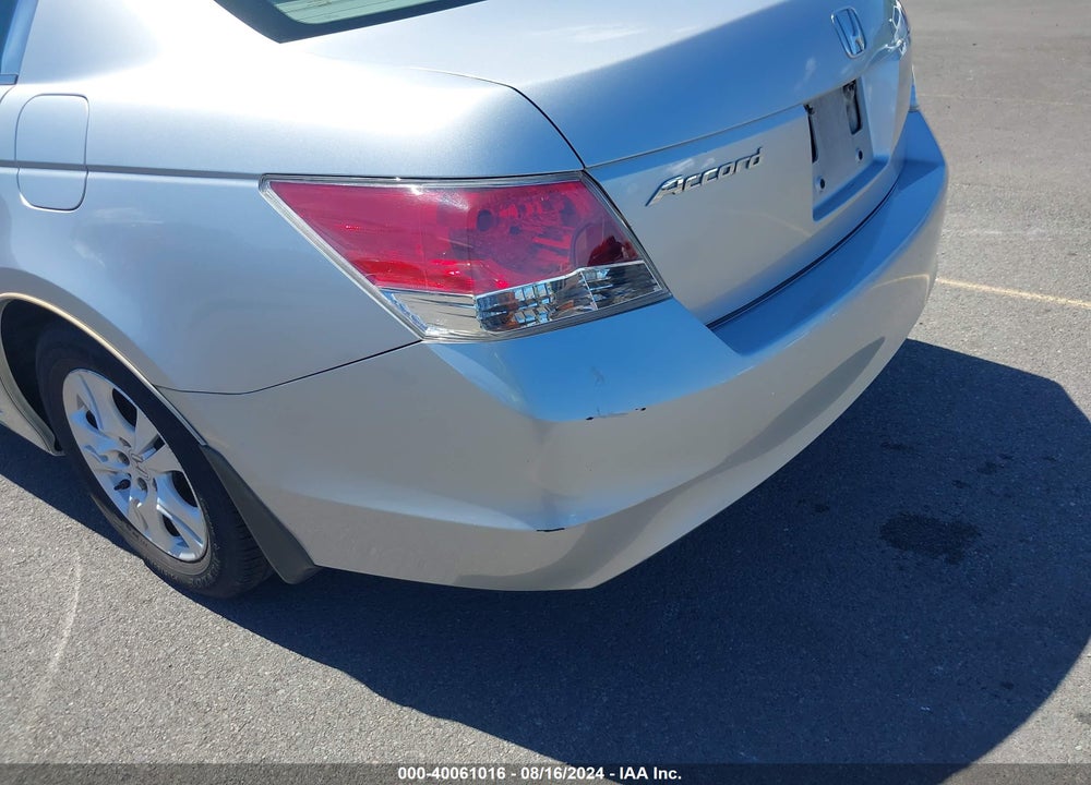 2008 HONDA ACCORD 2.4 LX-P VIN: 1HGCP26498A131093