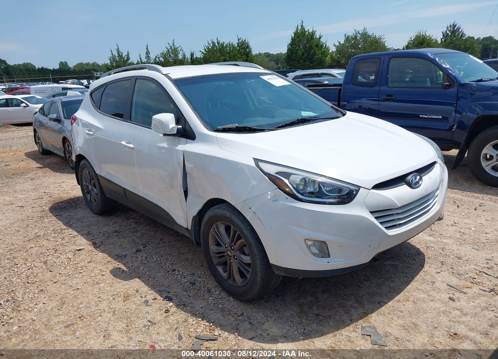 2014 HYUNDAI TUCSON SE VIN: KM8JU3AG1EU824154