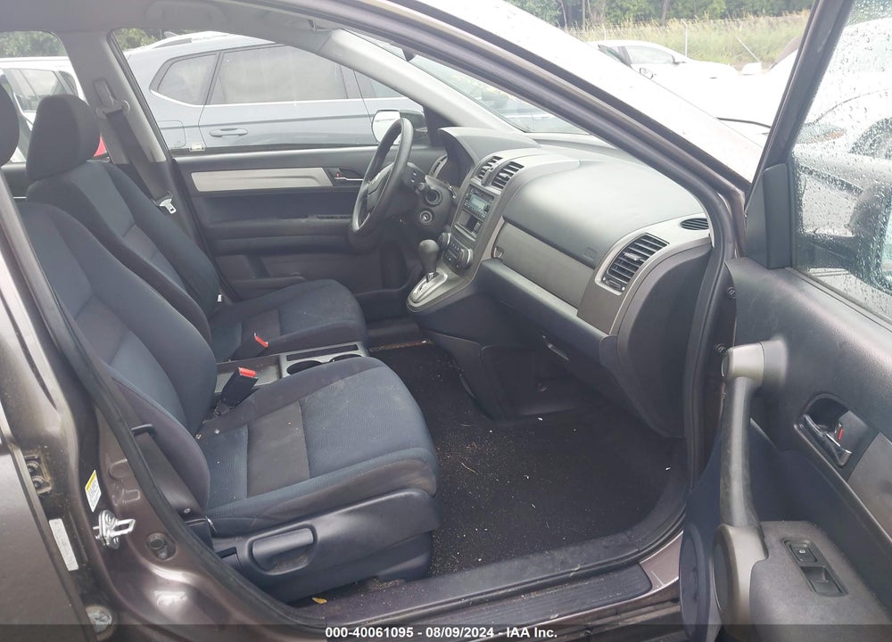 2011 HONDA CR-V LX VIN: 5J6RE4H31BL039576