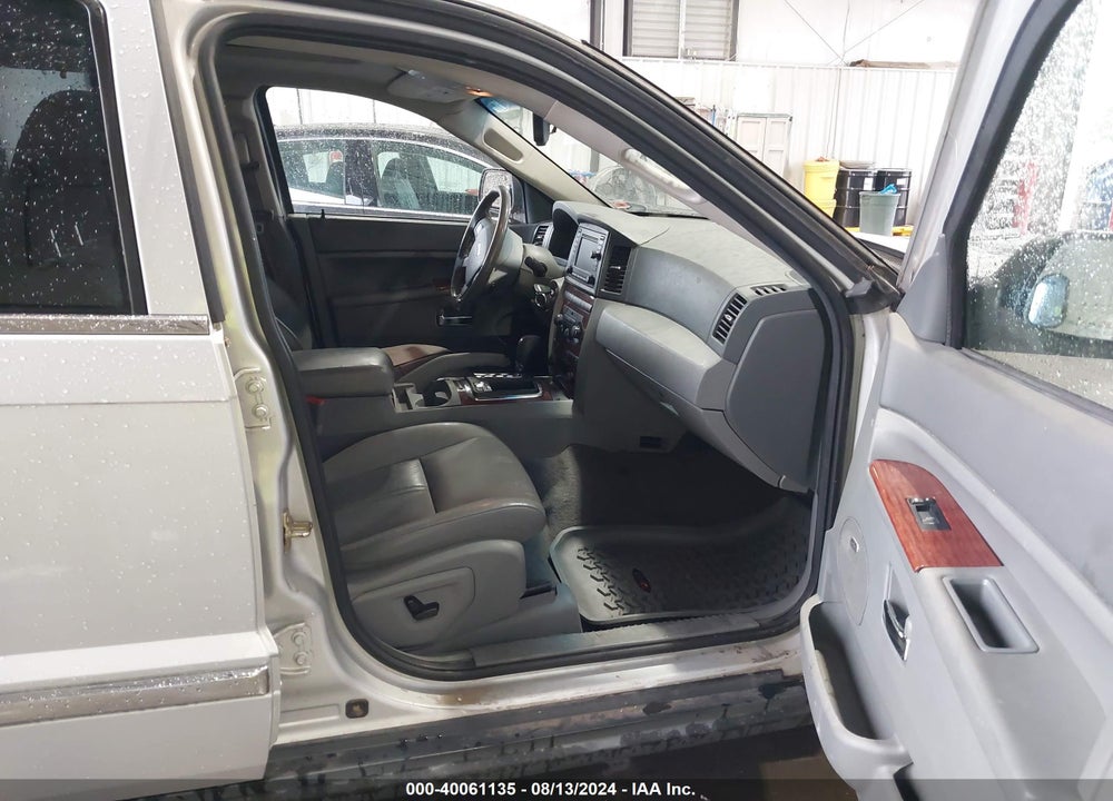 2007 JEEP GRAND CHEROKEE LIMITED VIN: 1J8HR58217C551342