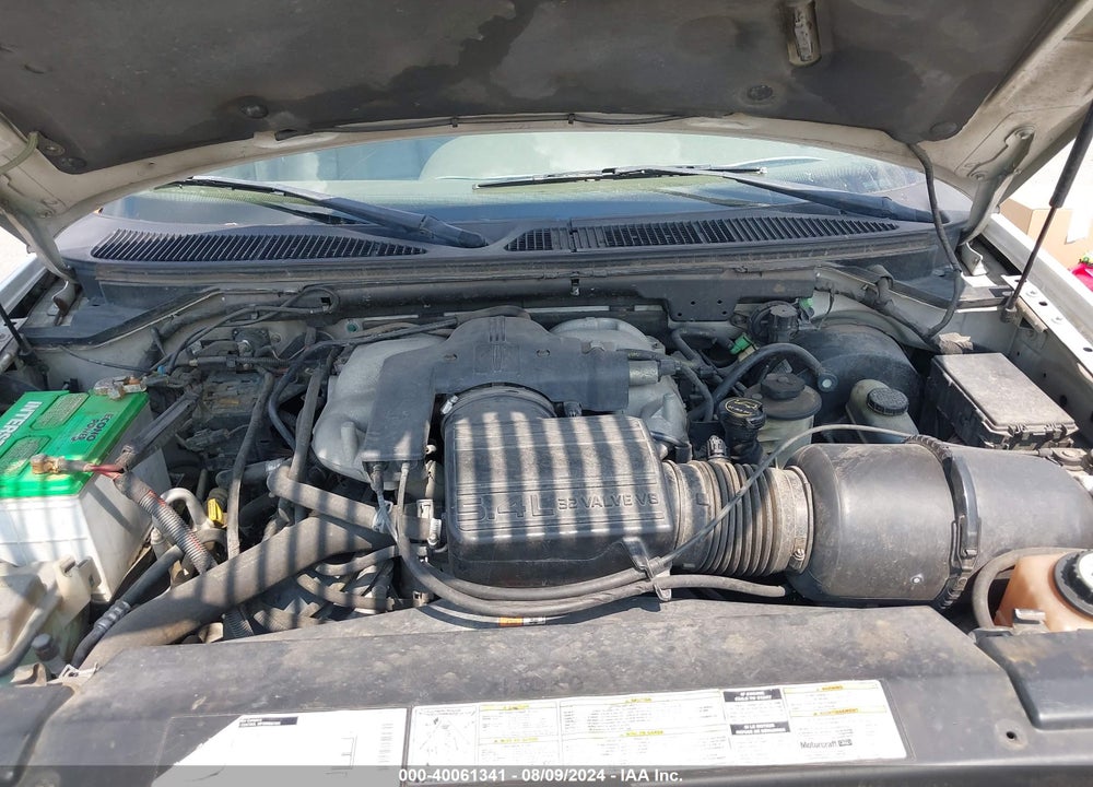 2002 LINCOLN NAVIGATOR VIN: 5LMEU27R32LJ03417