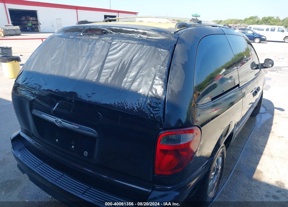 2005 CHRYSLER TOWN & COUNTRY LIMITED VIN: 2C4GP64L95R151658