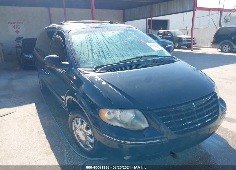 2005 CHRYSLER TOWN & COUNTRY LIMITED VIN: 2C4GP64L95R151658