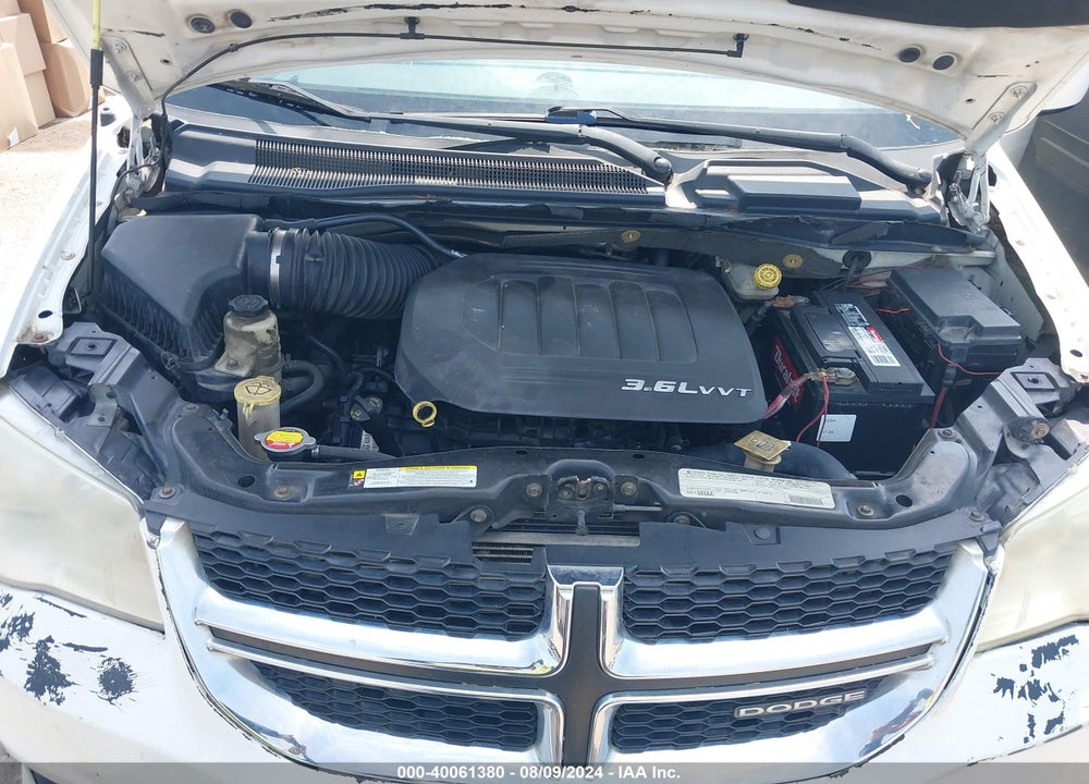 2012 DODGE GRAND CARAVAN CREW VIN: 2C4RDGDG0CR110262