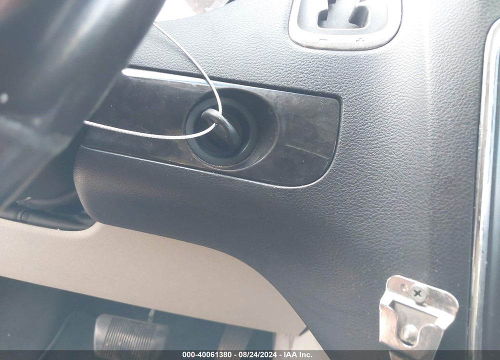 2012 DODGE GRAND CARAVAN CREW VIN: 2C4RDGDG0CR110262
