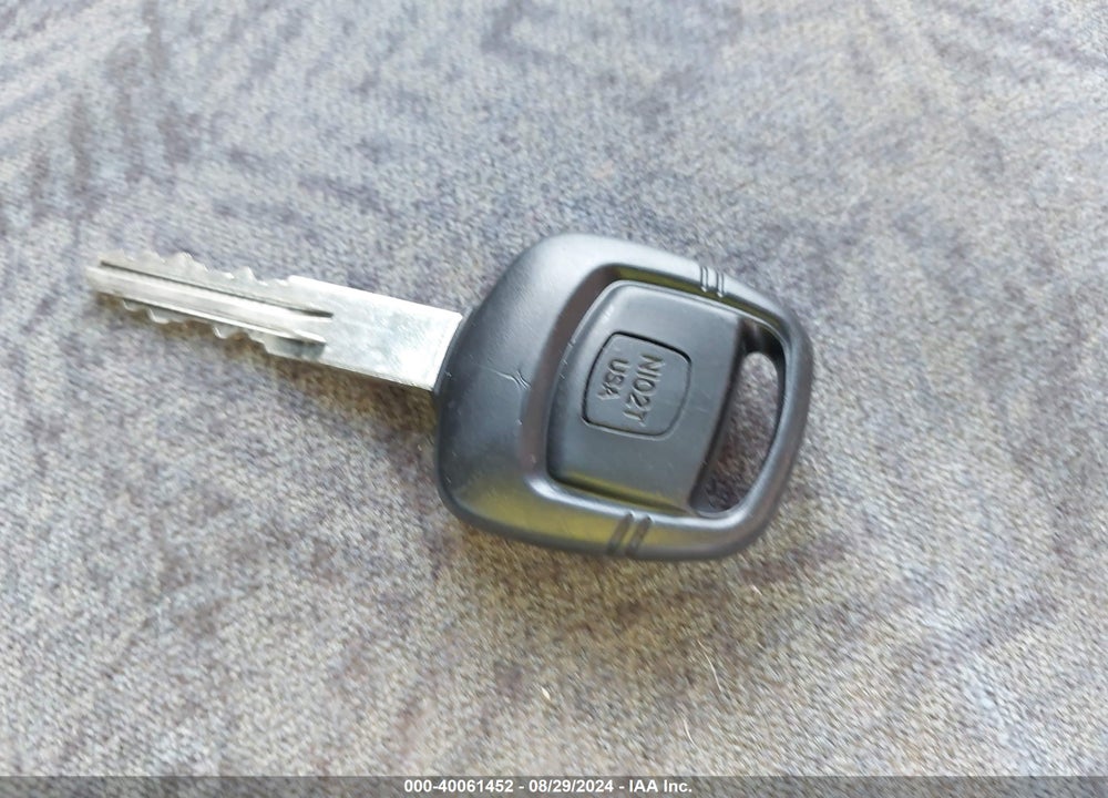 2000 NISSAN PATHFINDER LE/SE/XE VIN: JN8AR07S7YW415167