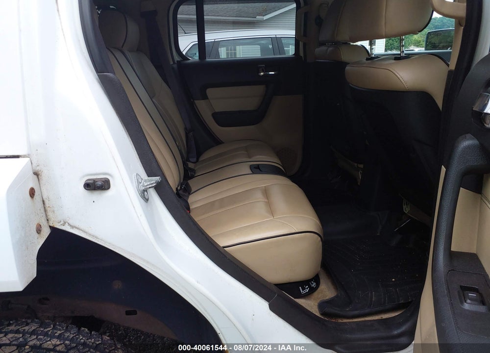 2006 HUMMER H3 SUV VIN: 5GTDN136168192749