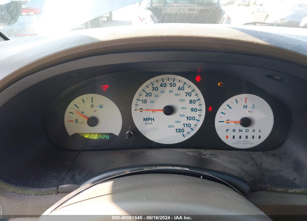 2005 CHRYSLER TOWN & COUNTRY VIN: 1C4GP45R15B441138