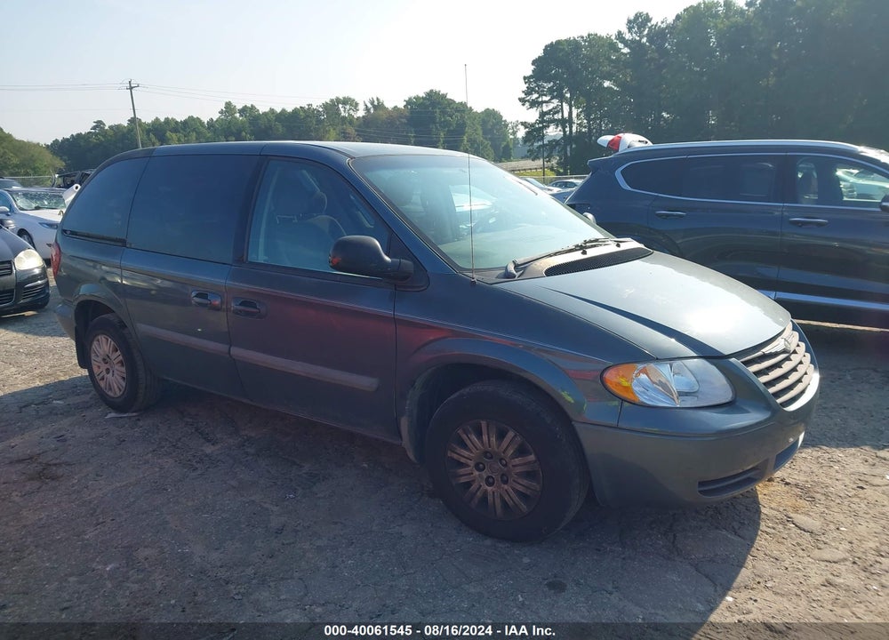 2005 CHRYSLER TOWN & COUNTRY VIN: 1C4GP45R15B441138