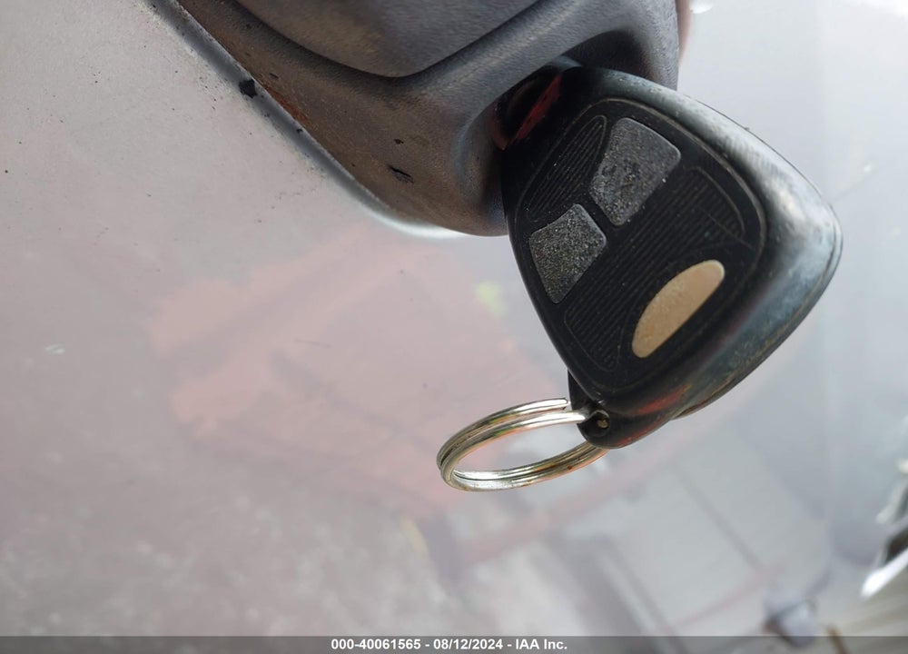 2007 DODGE DURANGO SXT VIN: 1D8HB38P27F584894