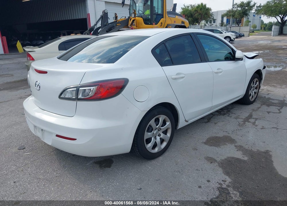 2012 MAZDA MAZDA3 VIN: JM1BL1UF7C1537385