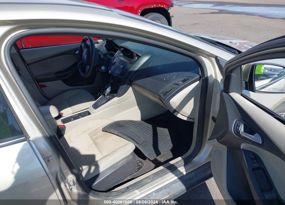 2018 FORD FOCUS VIN: 1FADP3F21JL230711