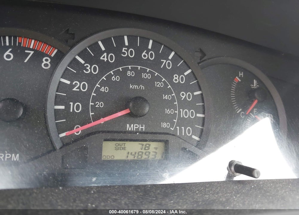 2005 TOYOTA COROLLA VIN: JTDBR32EX50055040