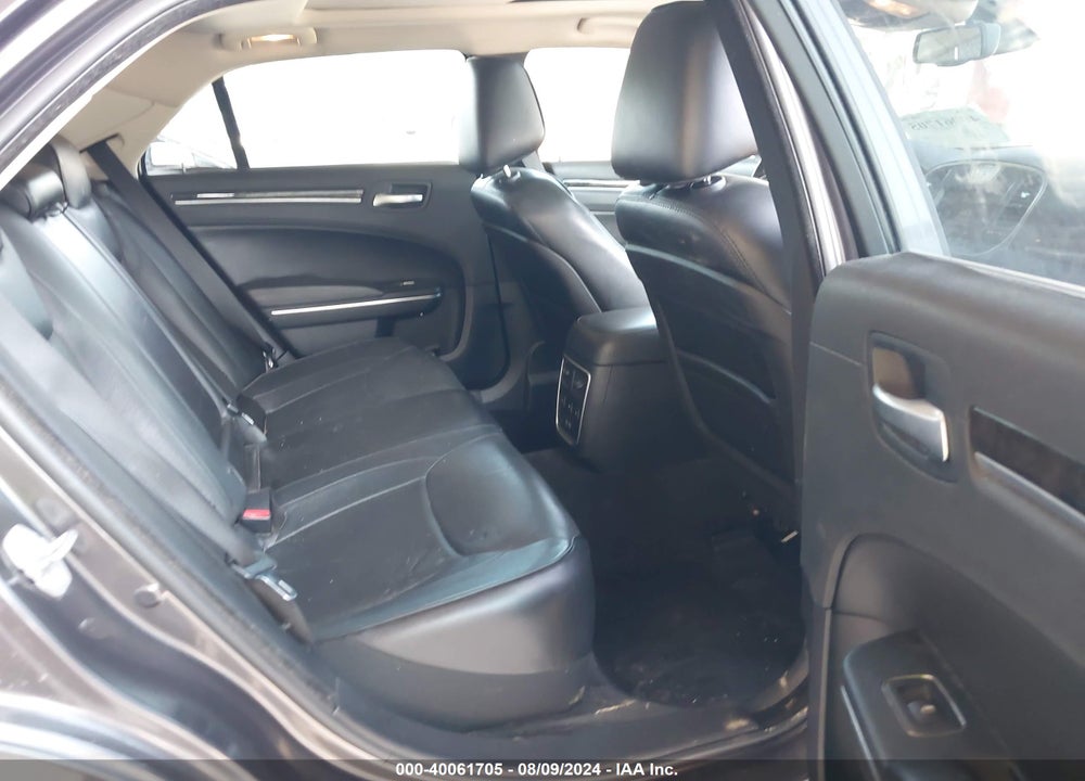 2016 CHRYSLER 300C VIN: 2C3CCAKG2GH192326
