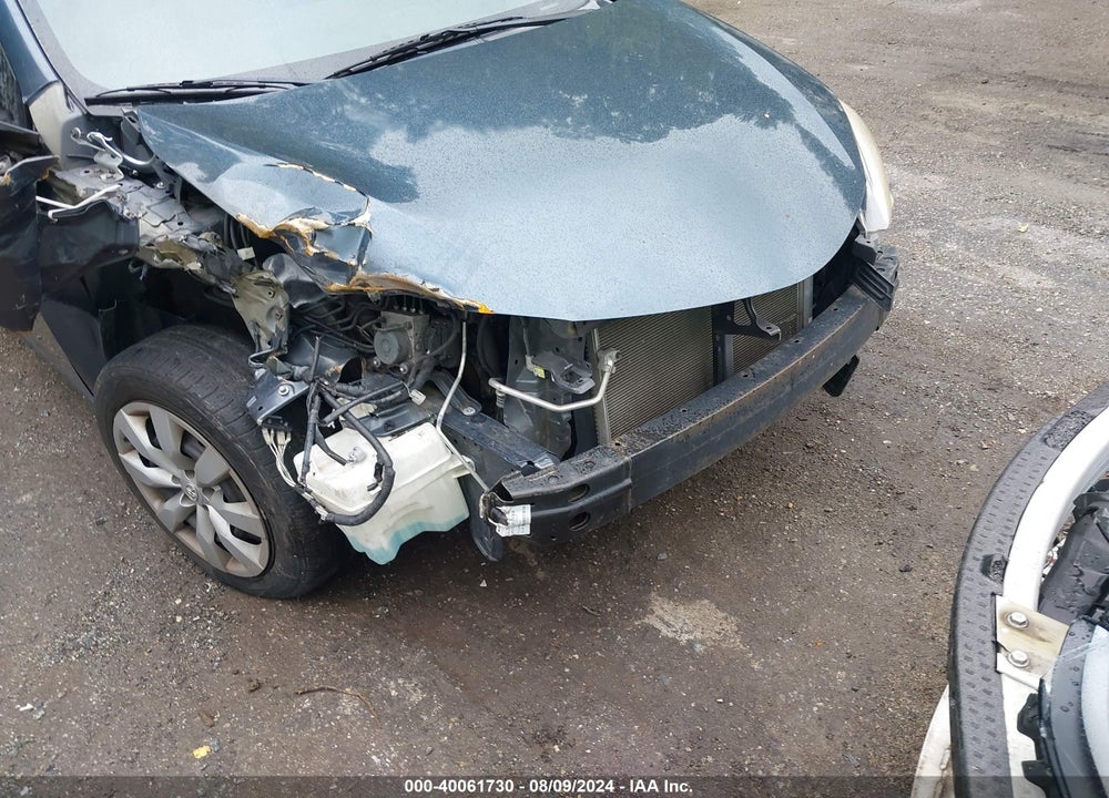 2014 TOYOTA COROLLA LE VIN: 2T1BURHE6EC049623