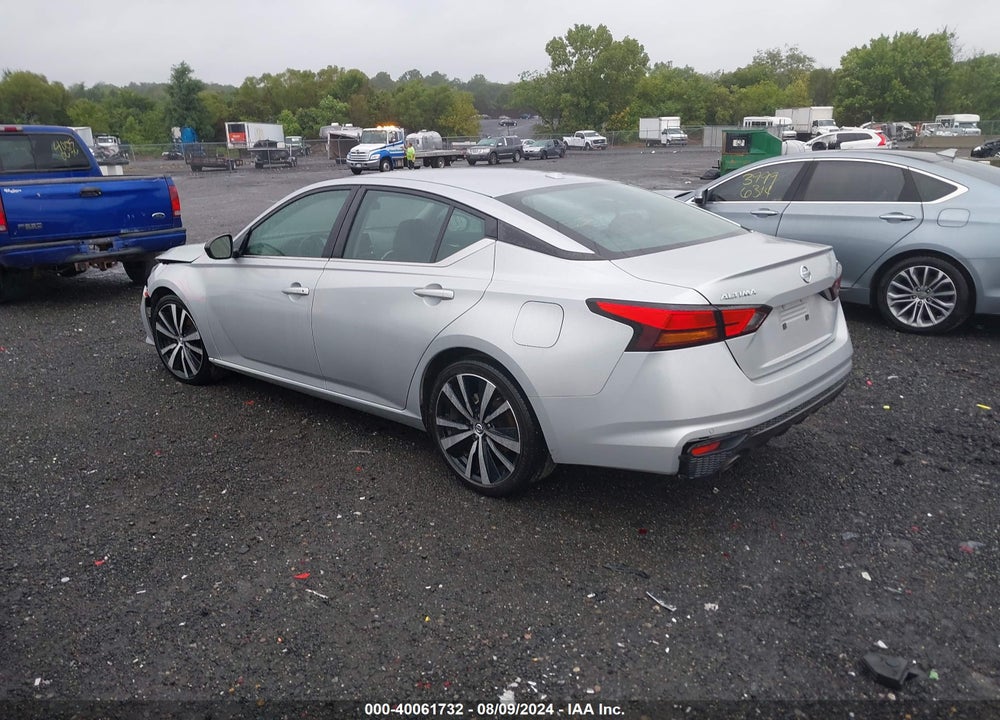 2022 NISSAN ALTIMA SR FWD VIN: 1N4BL4CV1NN401958