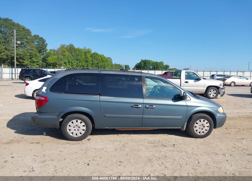2005 CHRYSLER TOWN & COUNTRY LX VIN: 2C4GP44R05R171399