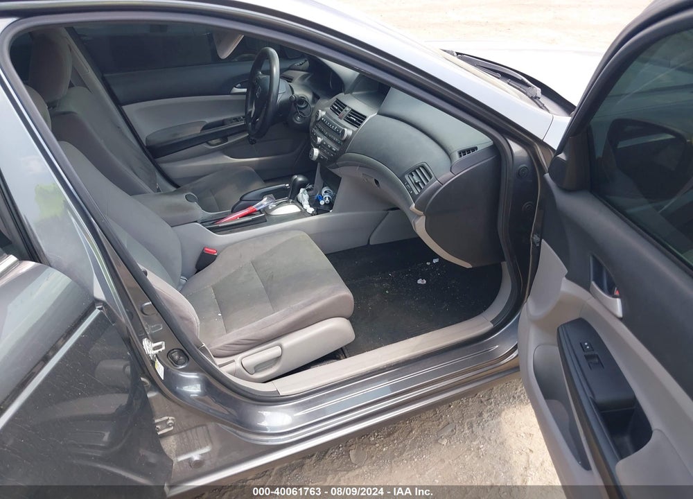 2012 HONDA ACCORD 2.4 LX VIN: 1HGCP2F30CA158862