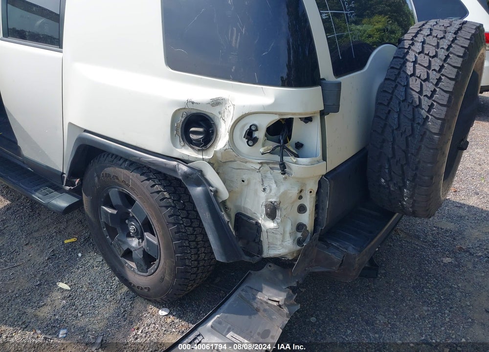 2010 TOYOTA FJ CRUISER VIN: JTEBU4BF1AK097894