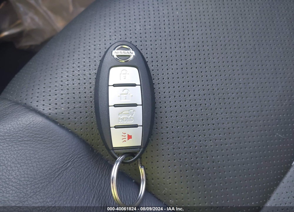 2014 NISSAN ROGUE SL VIN: 5N1AT2MV8EC796592
