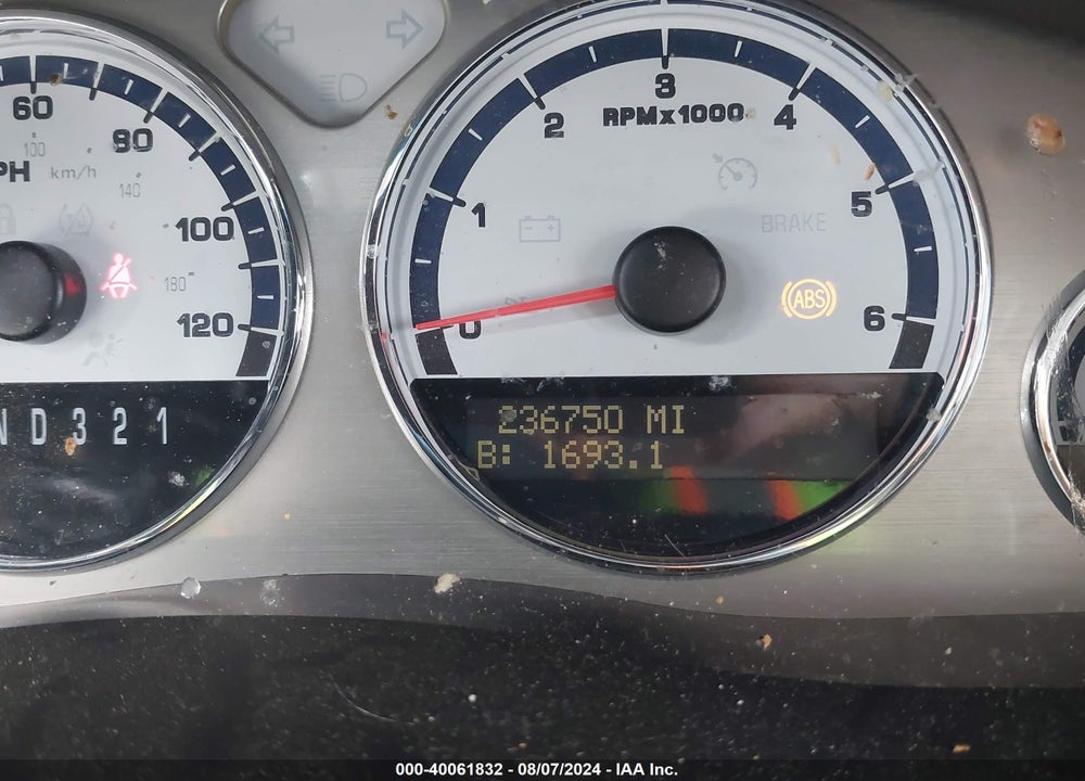 2005 SATURN RELAY VIN: 5GZDV03L15D221596
