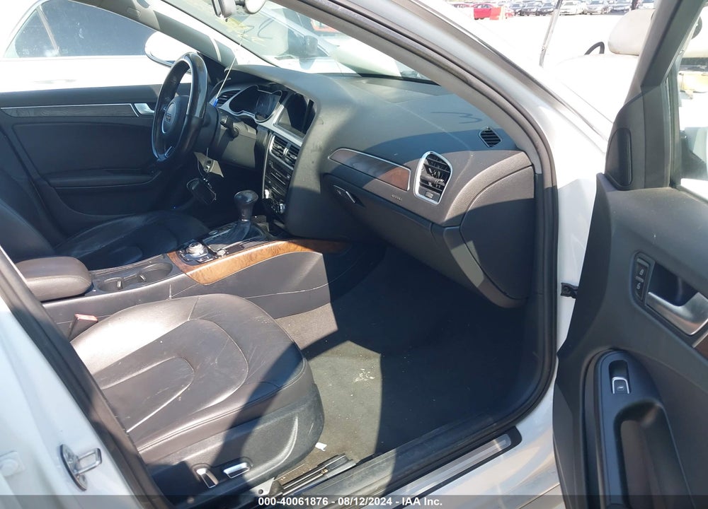 2016 AUDI A4 2.0T PREMIUM VIN: WAUAFAFL6GN016756