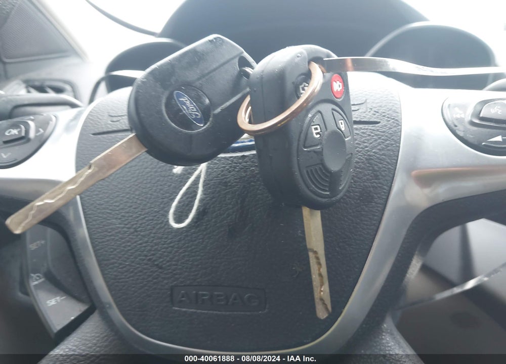 2016 FORD ESCAPE SE VIN: 1FMCU0GX3GUA60129