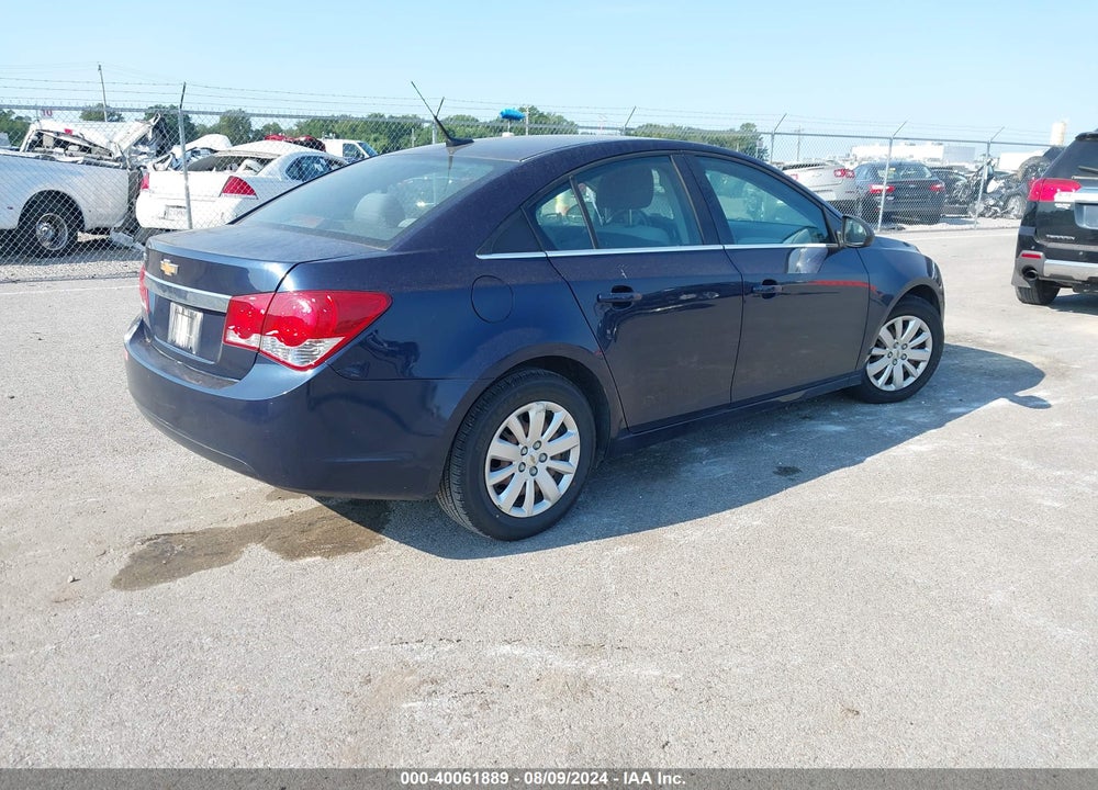 2011 CHEVROLET CRUZE LS VIN: 1G1PC5SH8B7129869