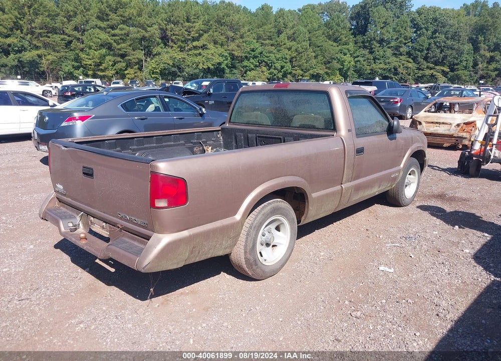 1997 CHEVROLET S TRUCK S10 VIN: 1GCCS1448VK202199