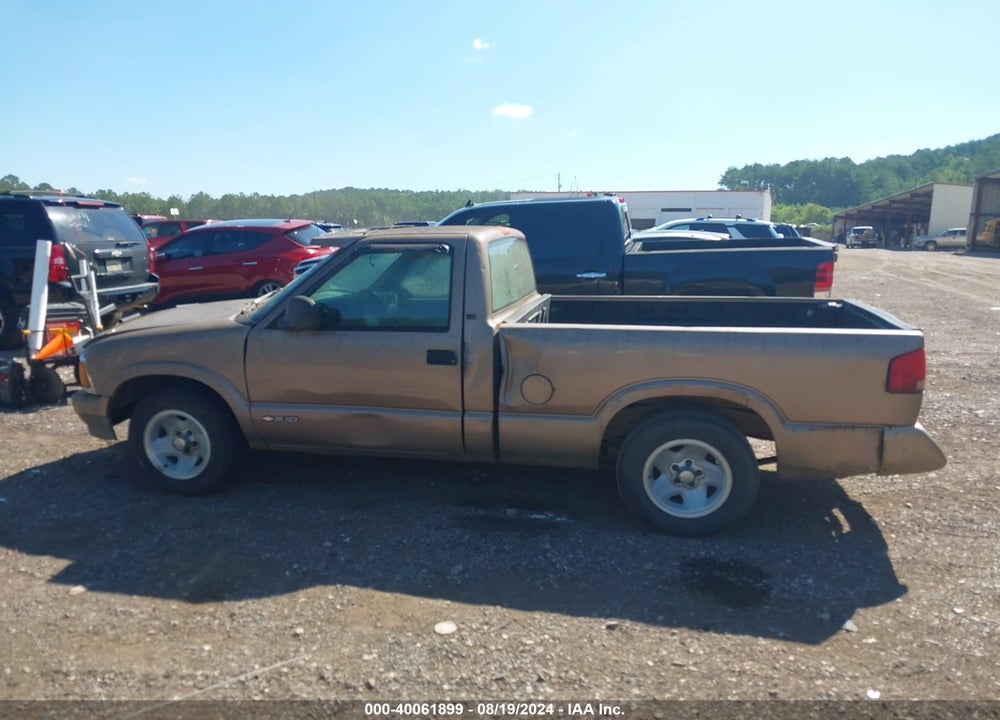 1997 CHEVROLET S TRUCK S10 VIN: 1GCCS1448VK202199