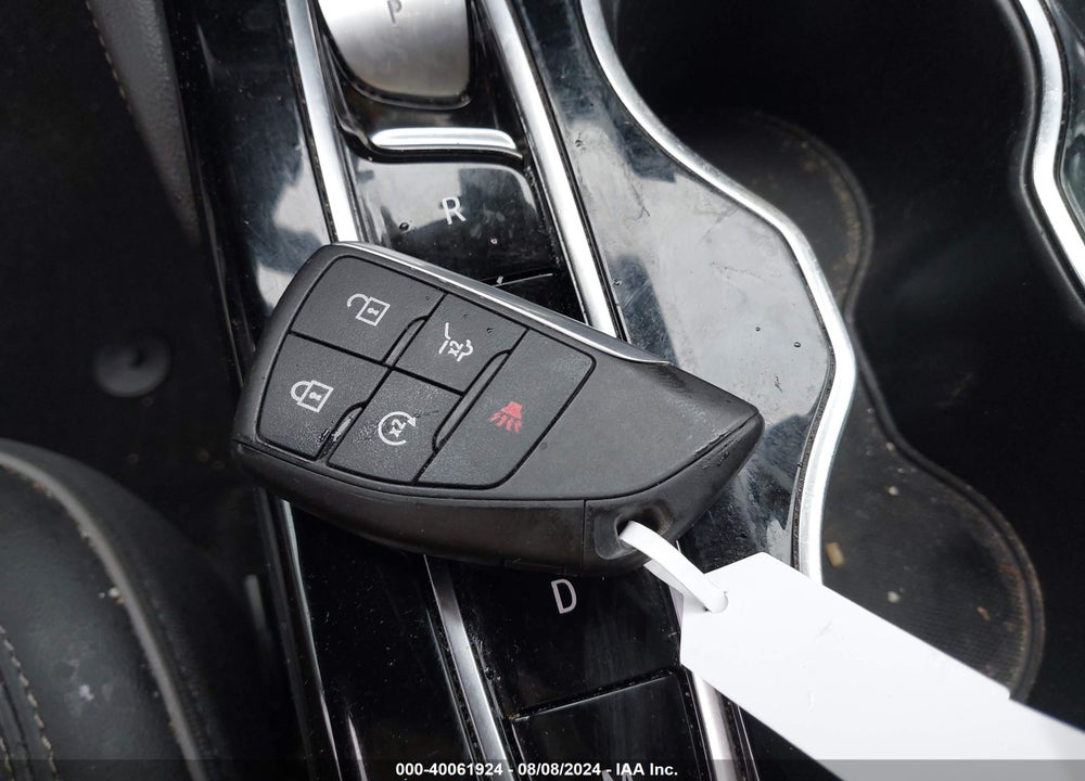 2022 BUICK ENVISION FWD AVENIR VIN: LRBFZRR43ND066258