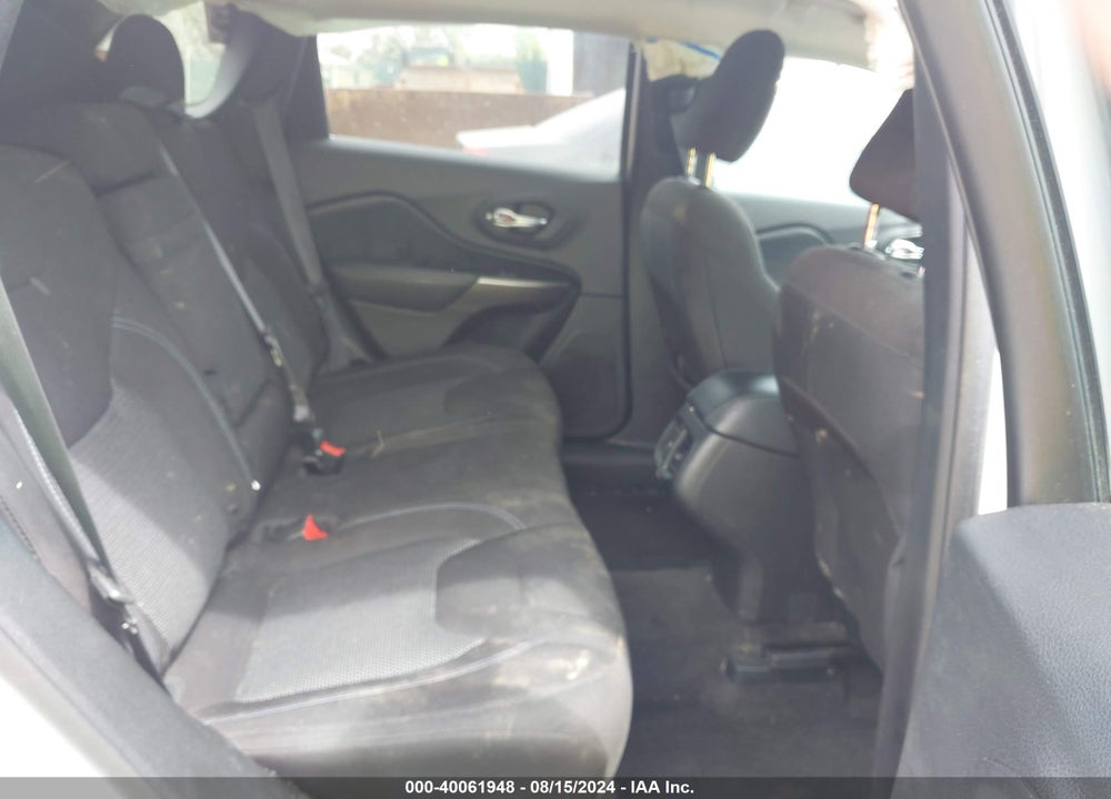 2019 JEEP CHEROKEE LATITUDE FWD VIN: 1C4PJLCX2KD264838
