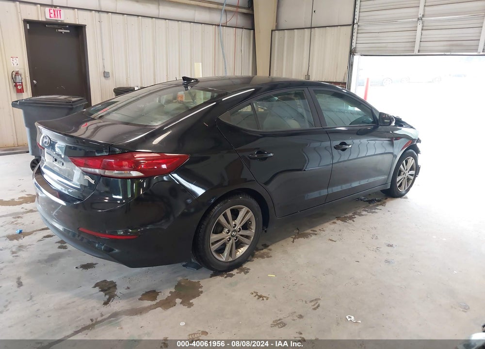 2017 HYUNDAI ELANTRA SE VIN: KMHD84LF0HU060412