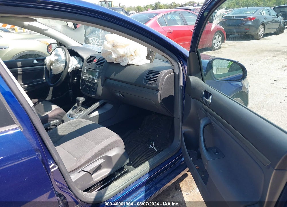 2007 VOLKSWAGEN RABBIT 4-DOOR VIN: WVWDR71K37W023733