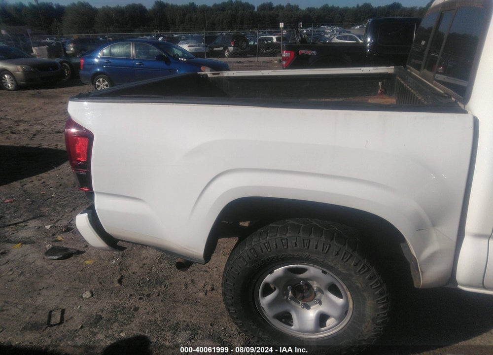 2019 TOYOTA TACOMA SR VIN: 5TFAX5GNXKX140372