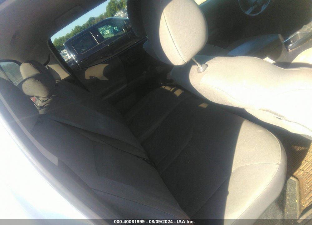 2019 TOYOTA TACOMA SR VIN: 5TFAX5GNXKX140372
