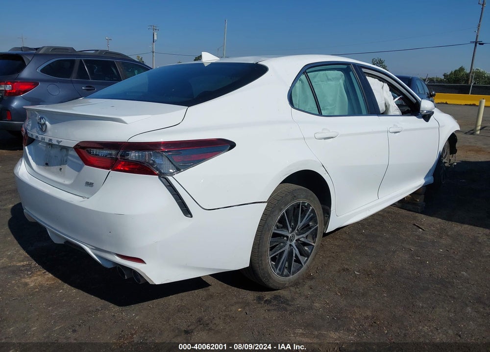2022 TOYOTA CAMRY SE VIN: 4T1T11AK0NU045872