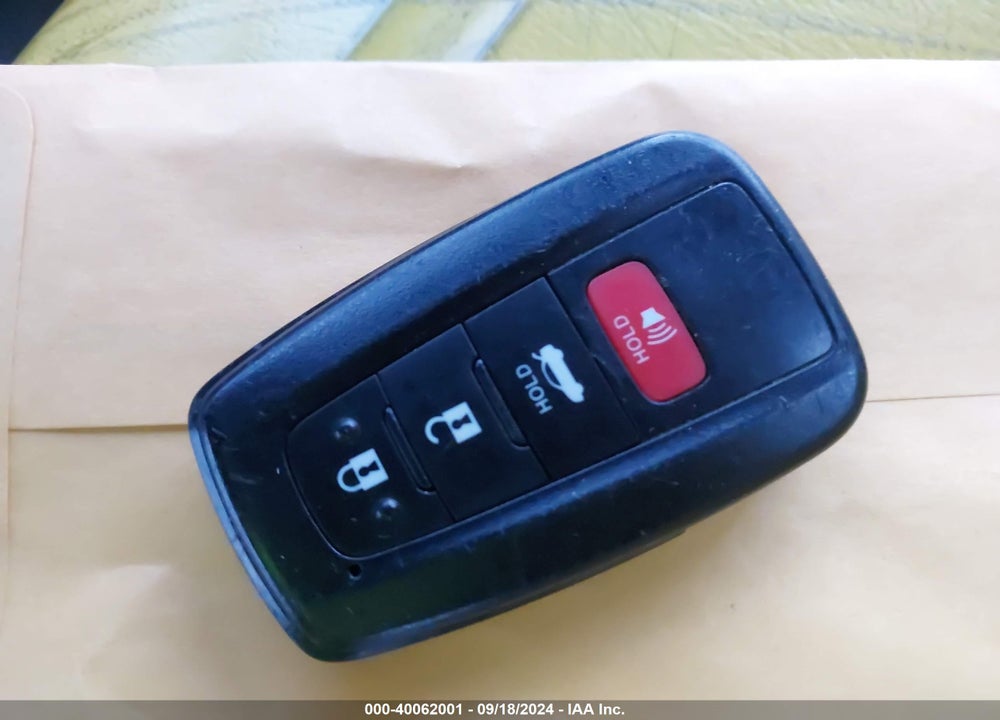 2022 TOYOTA CAMRY SE VIN: 4T1T11AK0NU045872