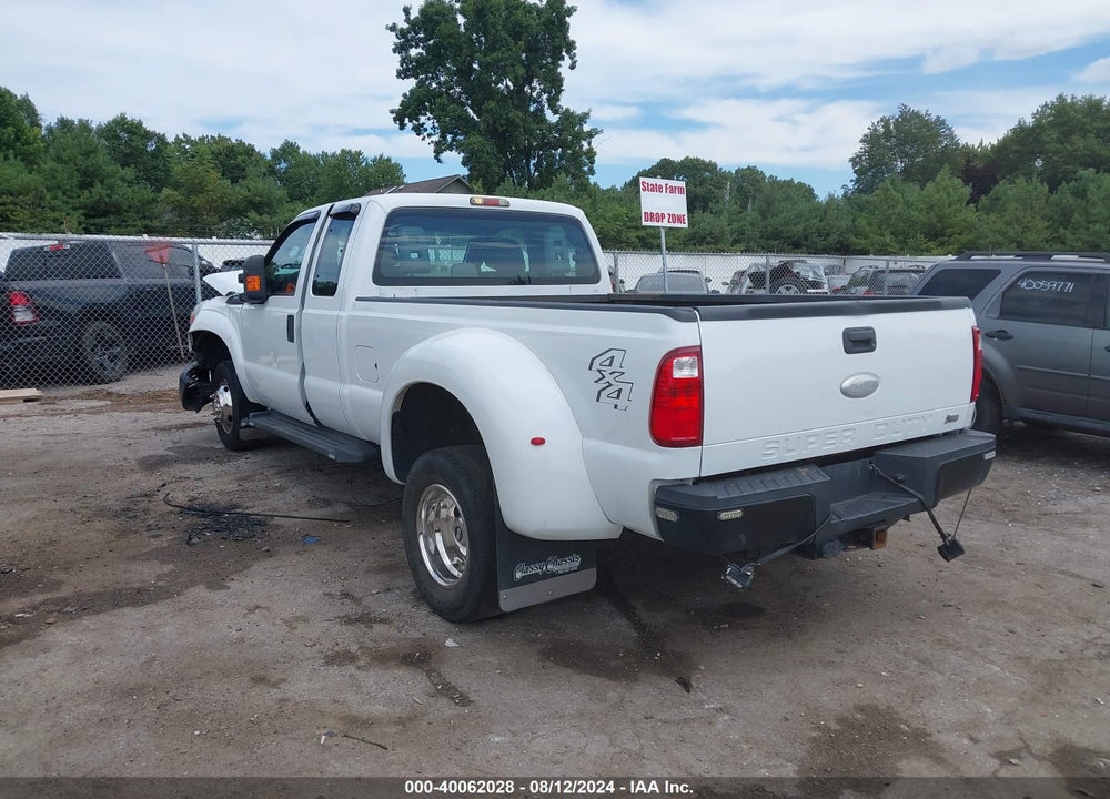 2011 FORD F-350 XL VIN: 1FT8X3D64BEC71020