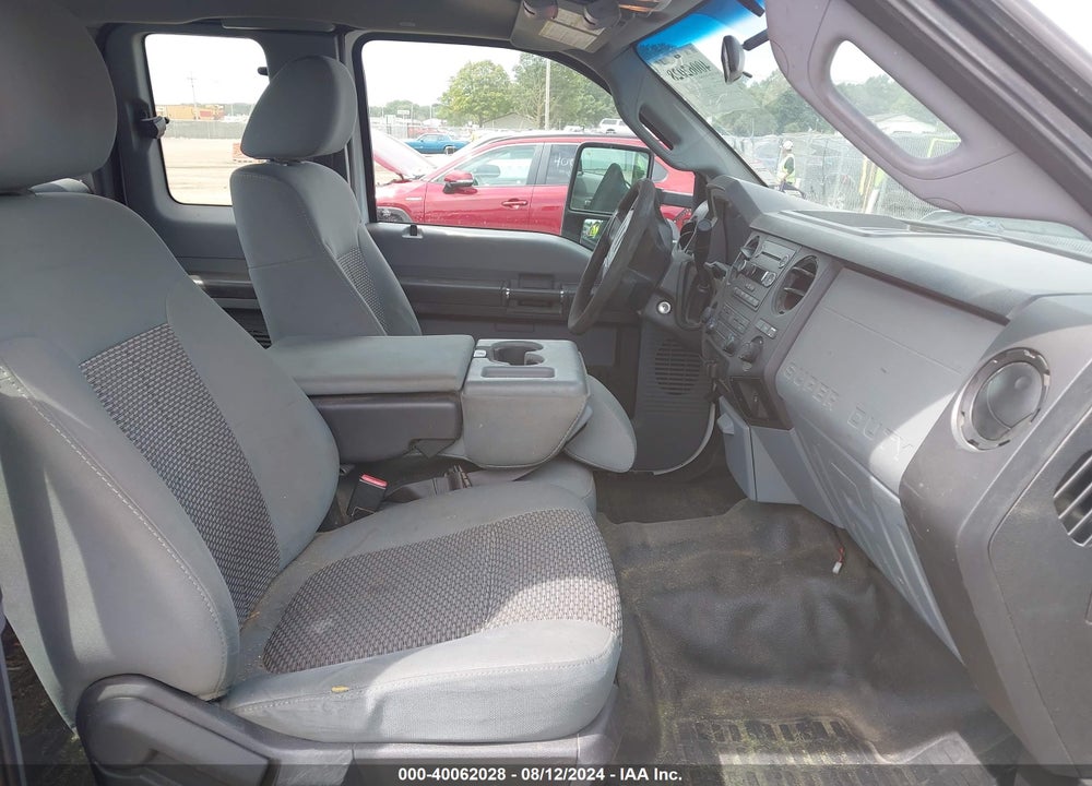 2011 FORD F-350 XL VIN: 1FT8X3D64BEC71020