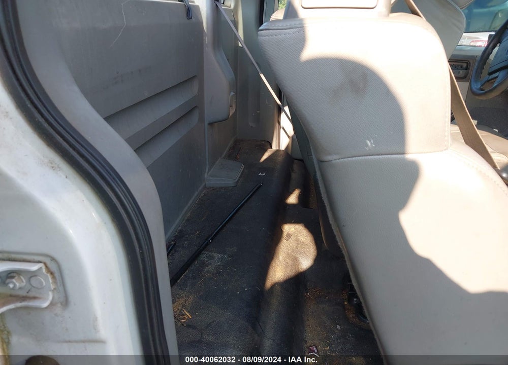 2007 FORD F-150 STX/XL/XLT VIN: 1FTRF14W67NA82369