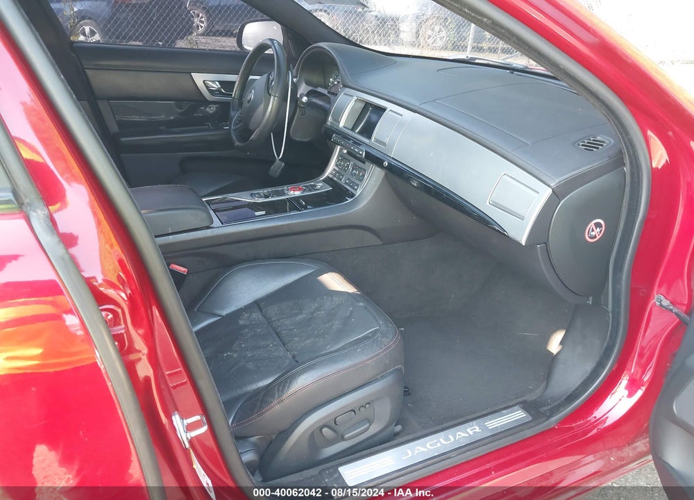 2015 JAGUAR XF 3.0 PORTFOLIO/3.0 SPORT VIN: SAJWJ0FF5F8U77702