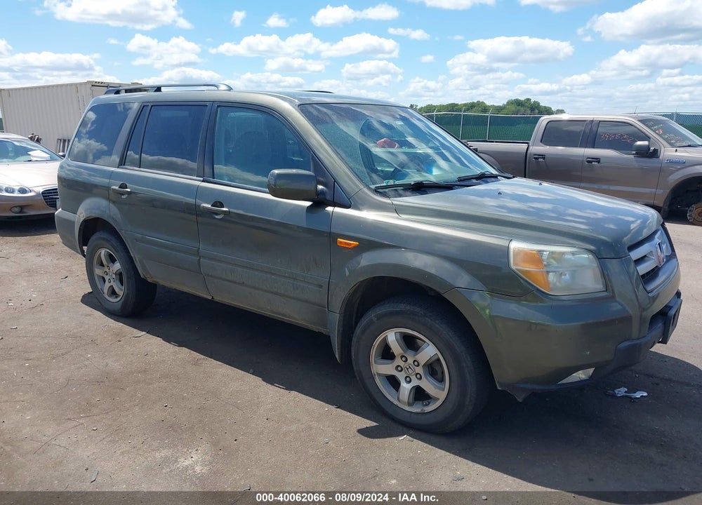 2006 HONDA PILOT EX VIN: 2HKYF18416H500095