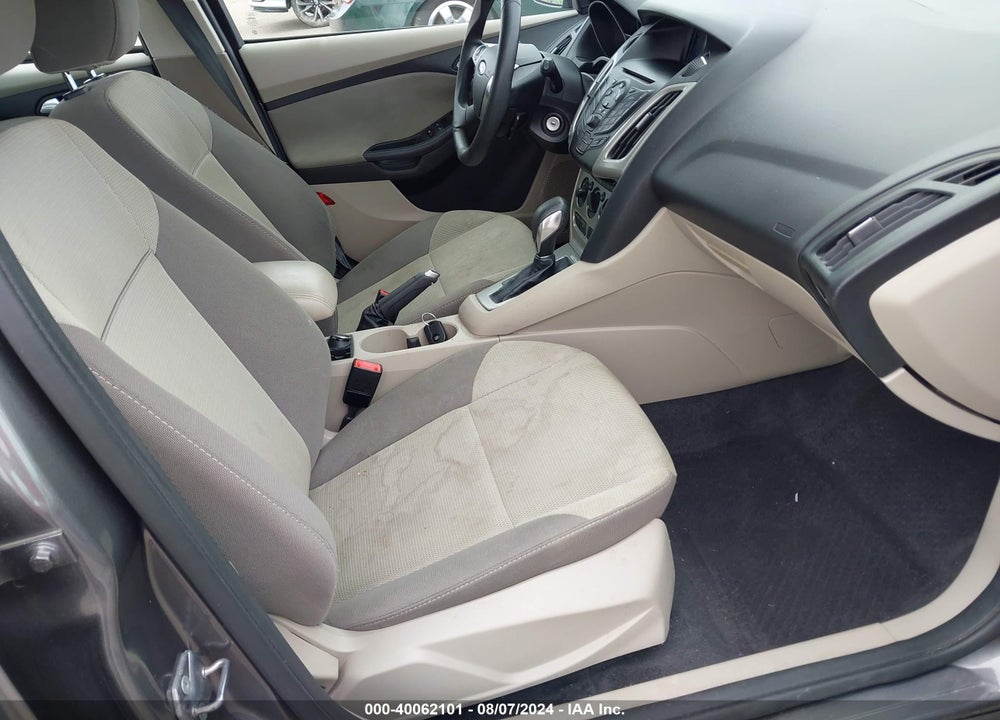 2013 FORD FOCUS SE VIN: 1FADP3K26DL176588
