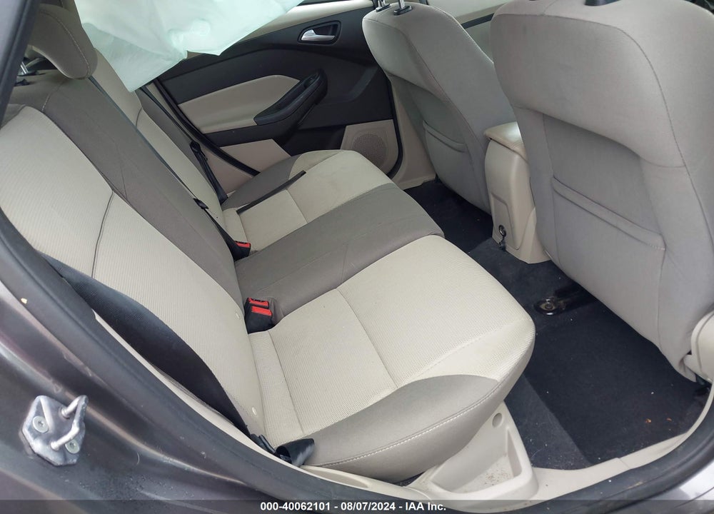 2013 FORD FOCUS SE VIN: 1FADP3K26DL176588