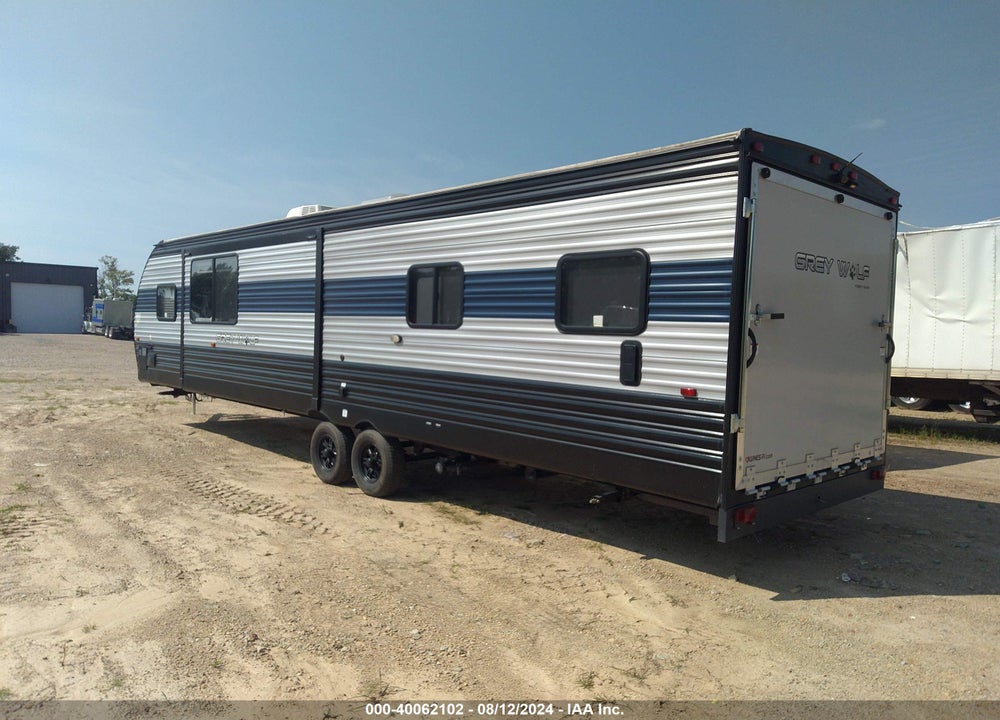 2022 FOREST RIVER GREY WOLF VIN: 4X4TCKE25NX157865