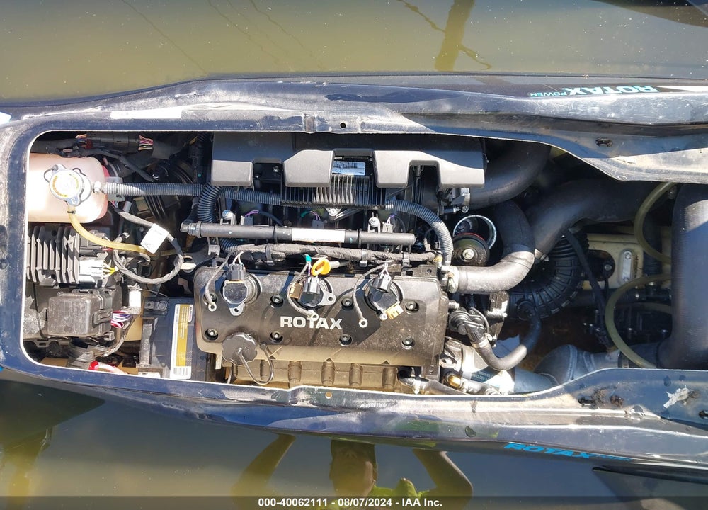 2018 SEA DOO RXT-300 VIN: YDV05239K718
